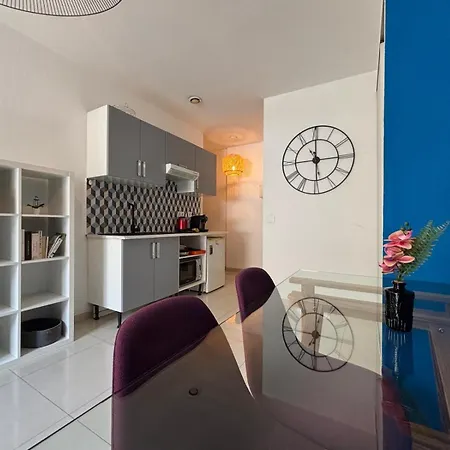 3 Liberation Proche Tramway Apartment